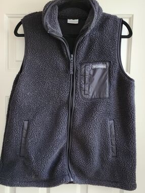 Columbia Black Sherpa Fleece Vest